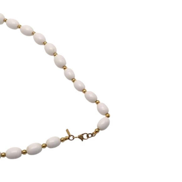 Monet Vintage Single Strand White Lucite Beaded Gold-Tone Spacer Necklace - Picture 13 of 15